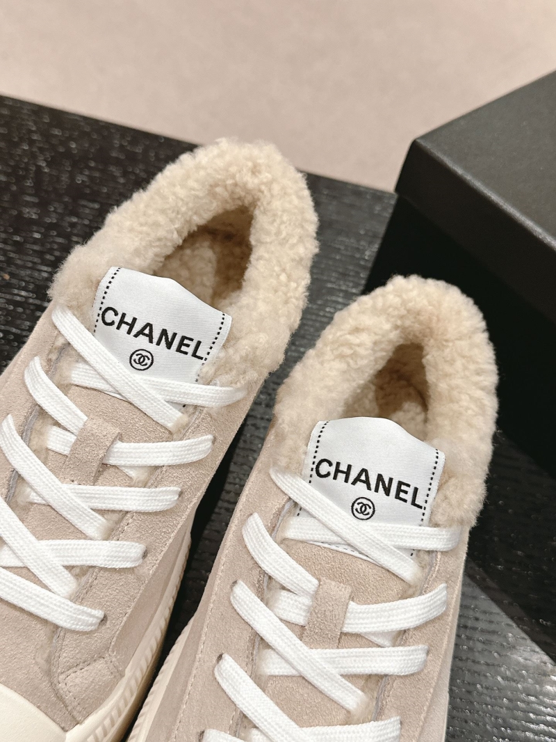 Ch**el sport shoes